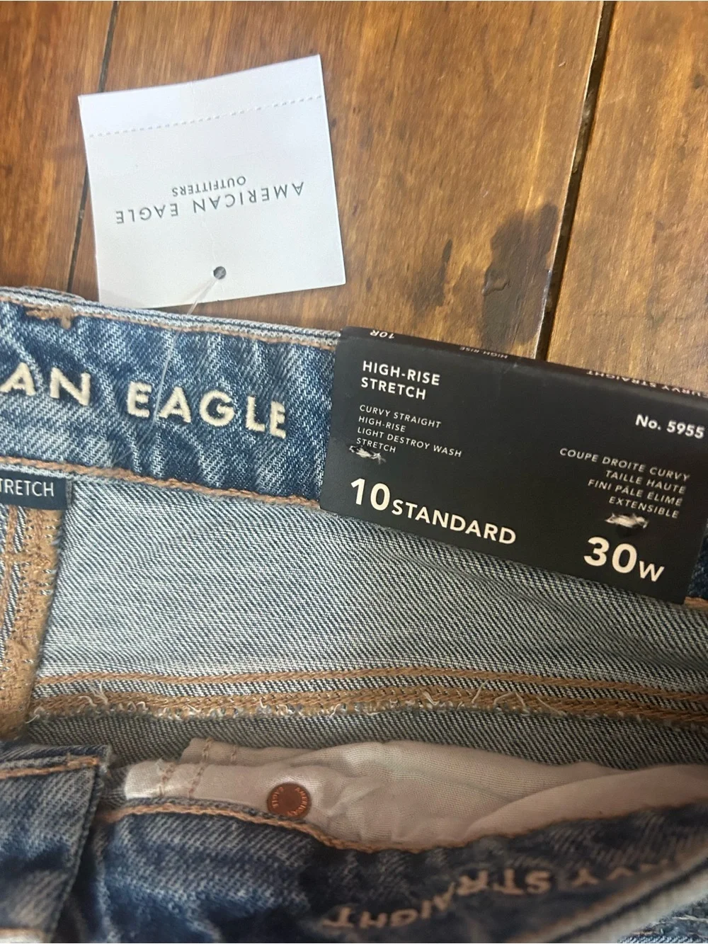 American Eagle Outfitters Light Blue Distressed Boyfriend Jeans